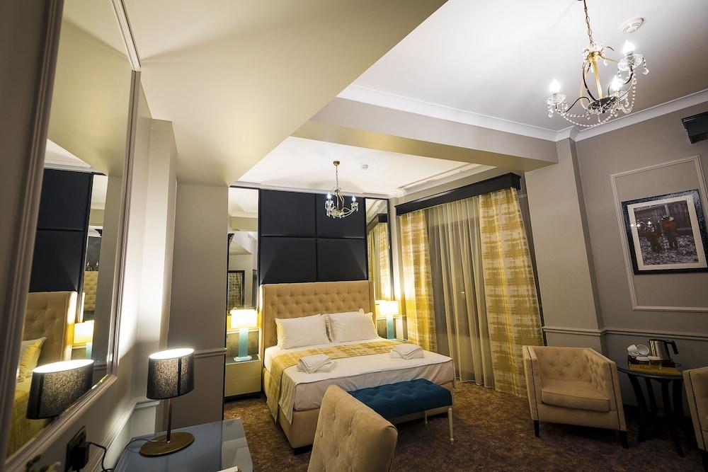 Peninsula Boutique Hotel Constanta Bagian luar foto