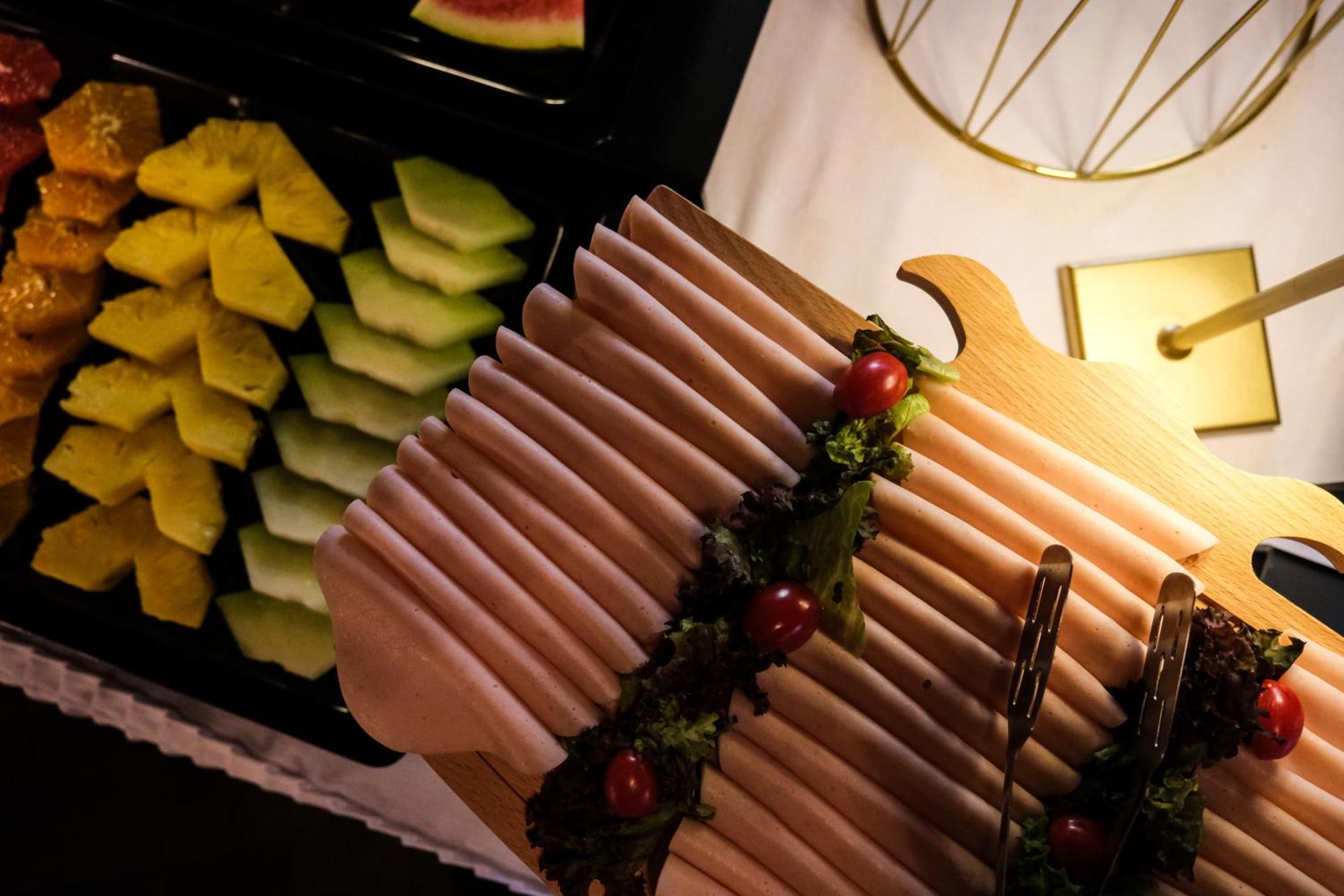 Peninsula Boutique Hotel Constanta Bagian luar foto