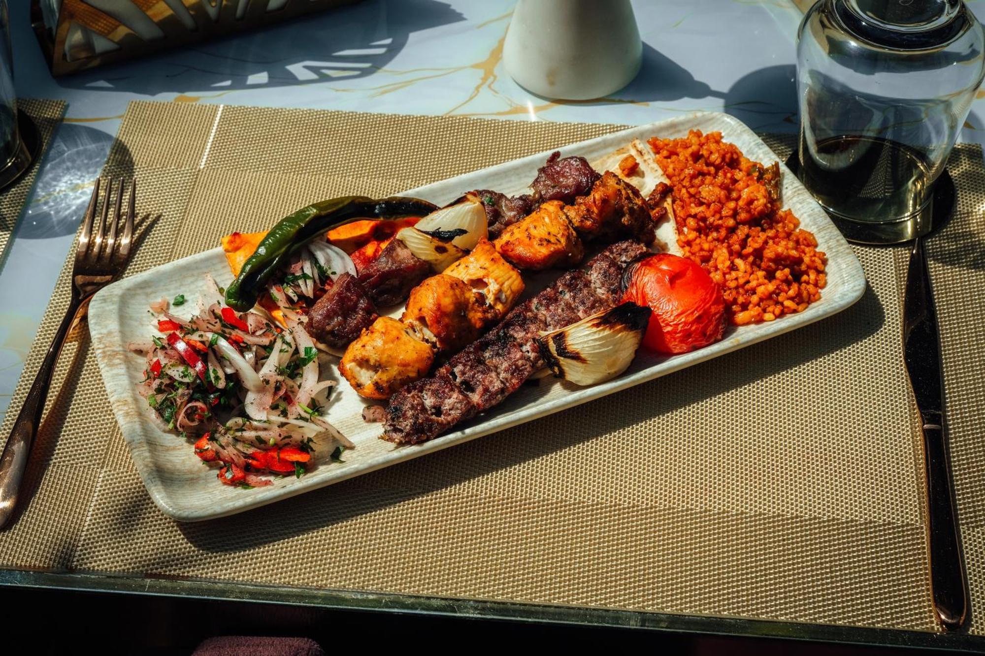 Peninsula Boutique Hotel Constanta Bagian luar foto