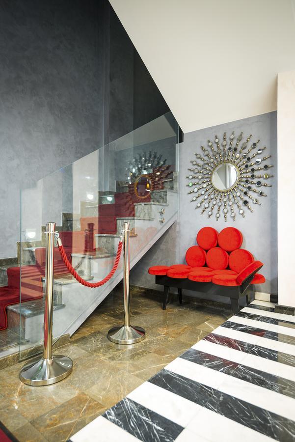 Peninsula Boutique Hotel Constanta Bagian luar foto